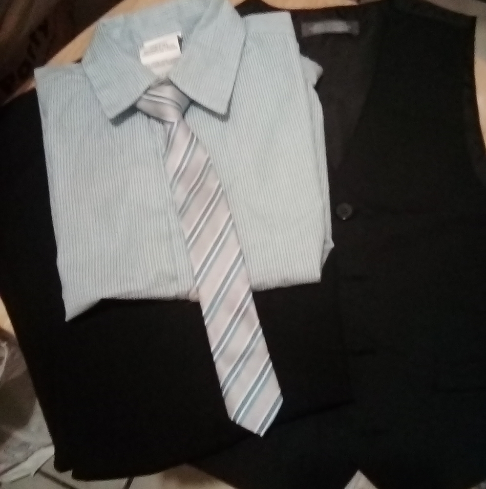 2 Toddler/Boys 4Piece Sets-VAN HEUSEN-sz.5 NWOT
